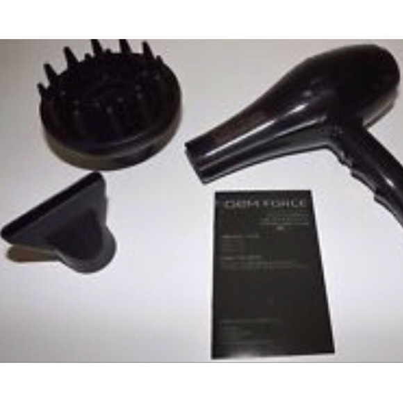 GEM *5 STARS* Exclusive Force Ion Hair Dryer - Picture 4 of 8